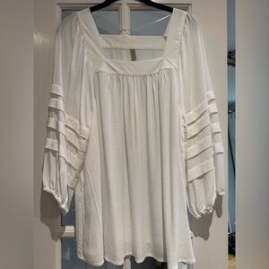 NWOT Soyaconcept square neck white blouse. Size Medium